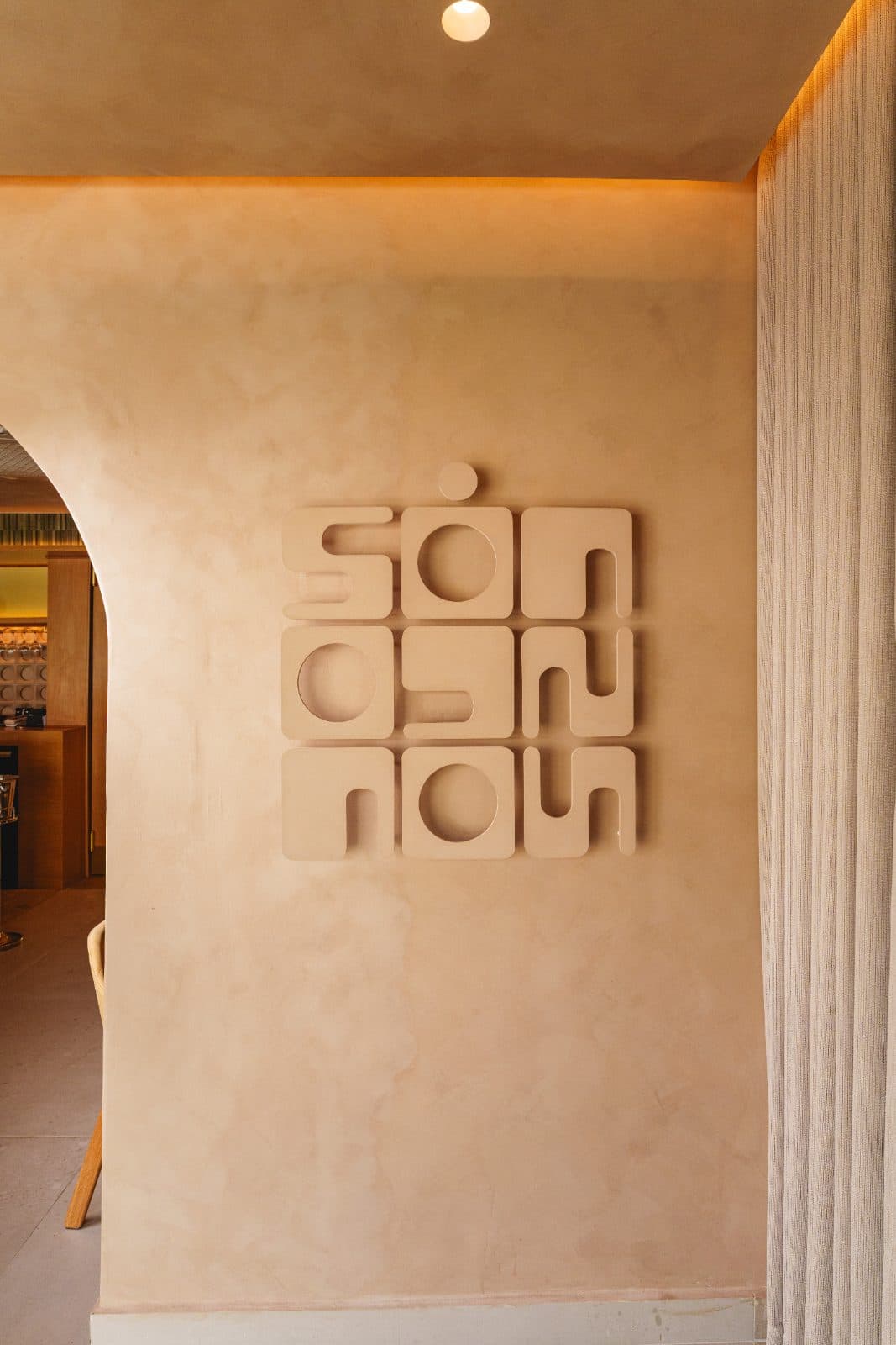 SÓN Kitchen & Cocktails